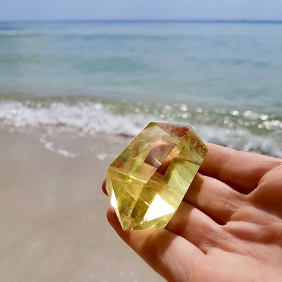 Genuine Pure Citrine Crystal. Unheated Citrine, High Altitude natural Citrine. - Picture 3 of 10